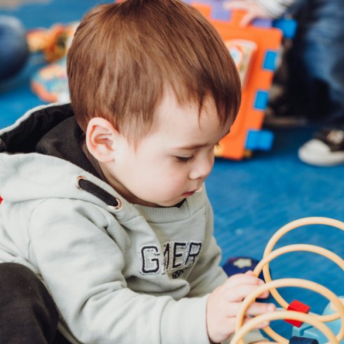 Audition Conseil France vous en dit plus sur les corps étrangers dans l'oreille des enfants