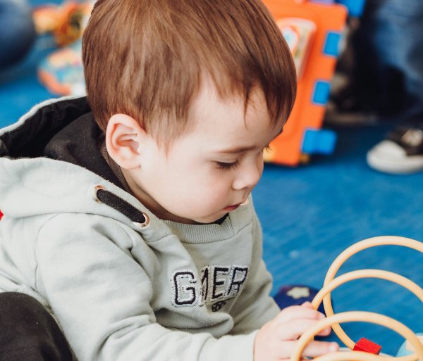 Audition Conseil France vous en dit plus sur les corps étrangers dans l'oreille des enfants